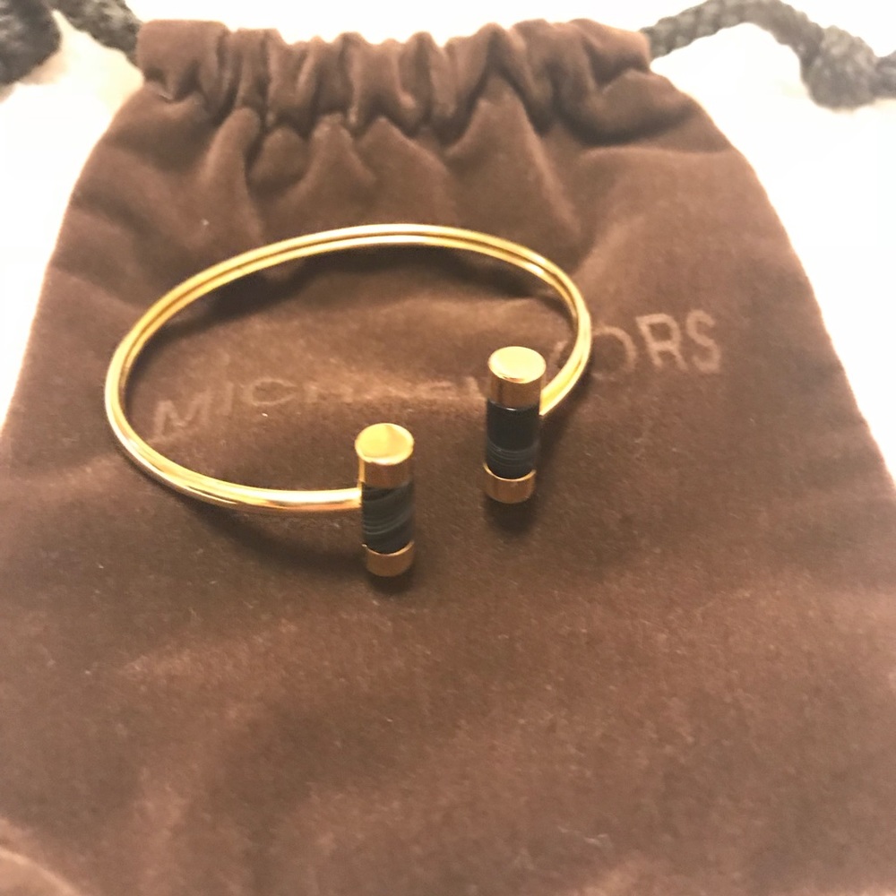 Stunning Michael Kors Marble Bracelet